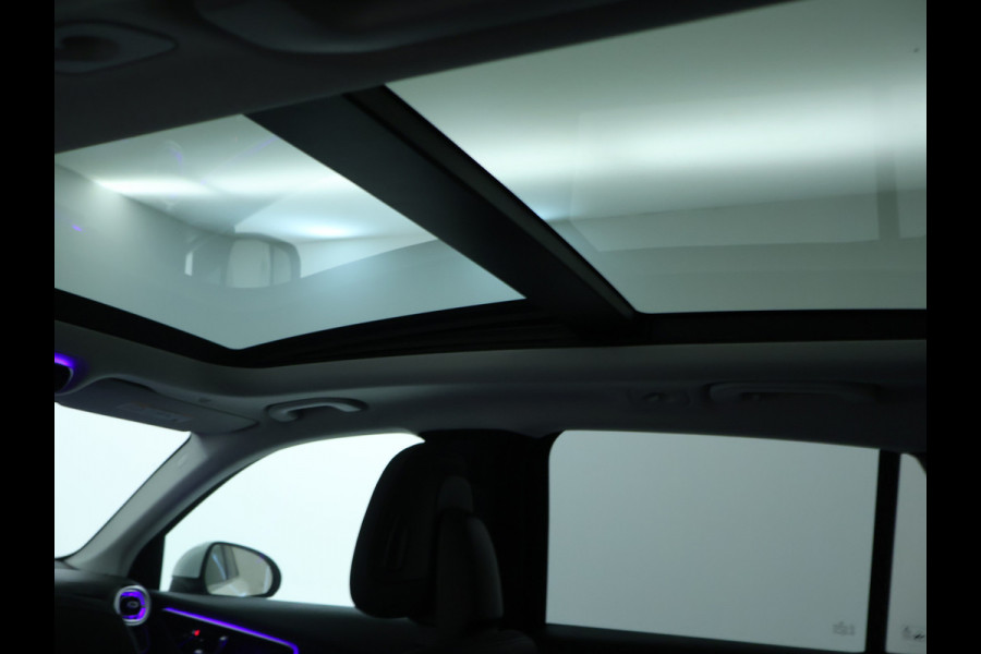 Mercedes-Benz GLC 300 e 4MATIC Plug-In Hybride Avantgarde Advanced Plus | Trekhaak Panorama Schuif-Kanteldak | Memory Pakket Voorstoelen | Stuur en Stoelverwarming. Inclusief 24 maanden MB Certified garantie voor Europa.