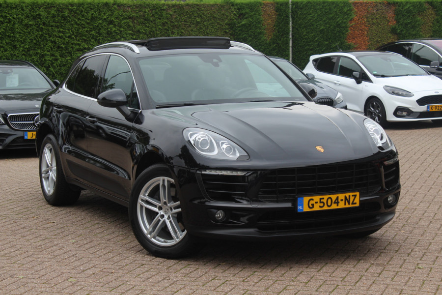 Porsche Macan 2.0 / Trekhaak / Panoramadak / Leder / Parkeerhulp V+A / Stoelverwarming / DAB / Cruise Control Porsche Macan 2.0 / Trekhaak / Panoramadak / Leder / Parkeerhulp V+A / Stoelverwarming / DAB / Cruise Control