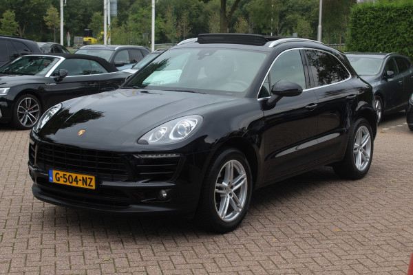 Porsche Macan 2.0 / Trekhaak / Panoramadak / Leder / Parkeerhulp V+A / Stoelverwarming / DAB / Cruise Control Porsche Macan 2.0 / Trekhaak / Panoramadak / Leder / Parkeerhulp V+A / Stoelverwarming / DAB / Cruise Control