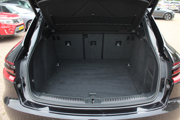 Porsche Macan 2.0 / Trekhaak / Panoramadak / Leder / Parkeerhulp V+A / Stoelverwarming / DAB / Cruise Control Porsche Macan 2.0 / Trekhaak / Panoramadak / Leder / Parkeerhulp V+A / Stoelverwarming / DAB / Cruise Control