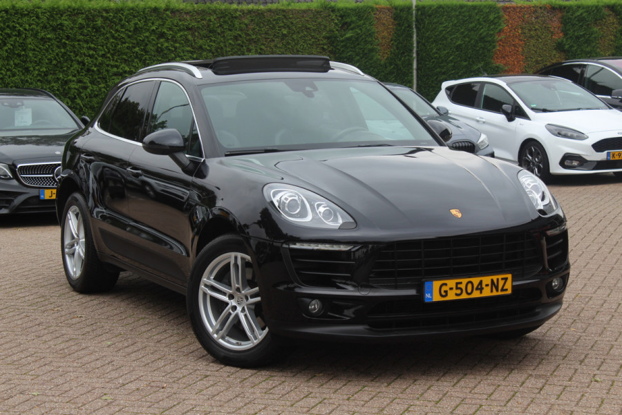 Porsche Macan 2.0 / Trekhaak / Panoramadak / Leder / Parkeerhulp V+A / Stoelverwarming / DAB / Cruise Control Porsche Macan 2.0 / Trekhaak / Panoramadak / Leder / Parkeerhulp V+A / Stoelverwarming / DAB / Cruise Control