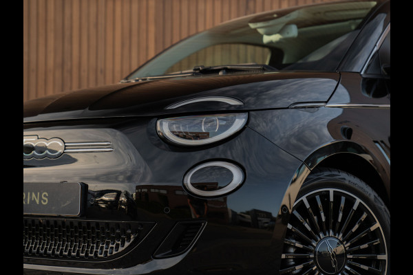 Fiat 500E La Prima 42 kWh | Pano-dak | Camera