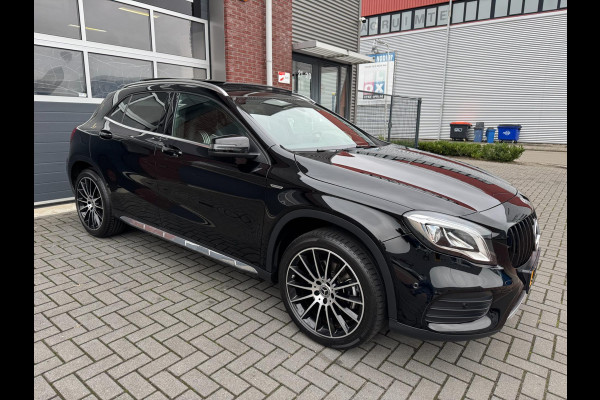 Mercedes-Benz GLA 250 AUT AMG LED Pano Navi Camera