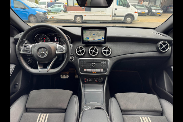Mercedes-Benz GLA 250 AUT AMG LED Pano Navi Camera