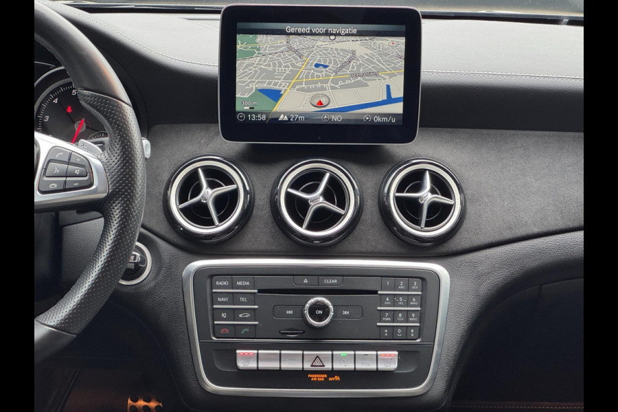 Mercedes-Benz GLA 250 AUT AMG LED Pano Navi Camera