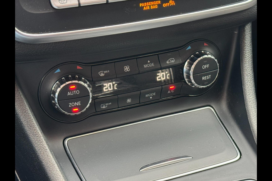 Mercedes-Benz GLA 250 AUT AMG LED Pano Navi Camera