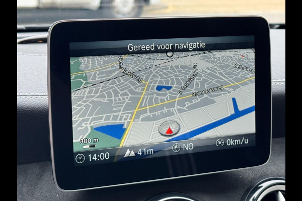 Mercedes-Benz GLA 250 AUT AMG LED Pano Navi Camera