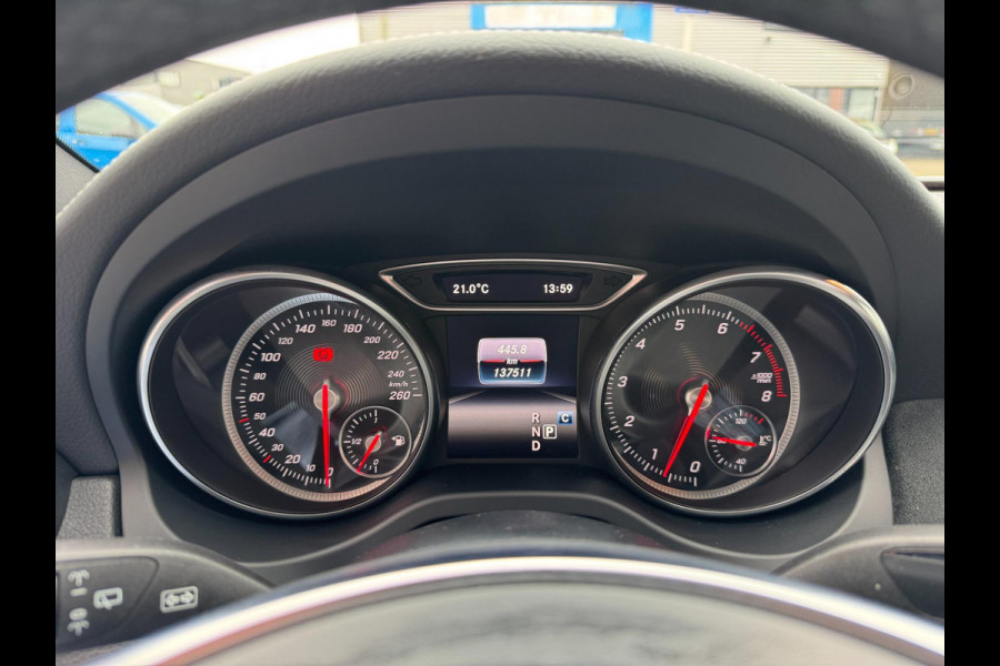Mercedes-Benz GLA 250 AUT AMG LED Pano Navi Camera
