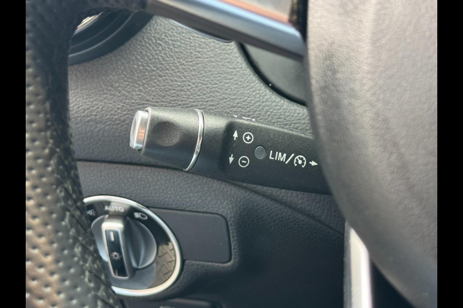Mercedes-Benz GLA 250 AUT AMG LED Pano Navi Camera