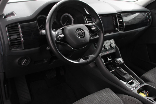 Škoda Kodiaq 1.5 TSI 150pk DSG Style 7 persoons | Navigatie | Climate control | Cruise control | Camera | Lichtmetalen velgen | Parkeer sensoren | Stoelverwarming voor