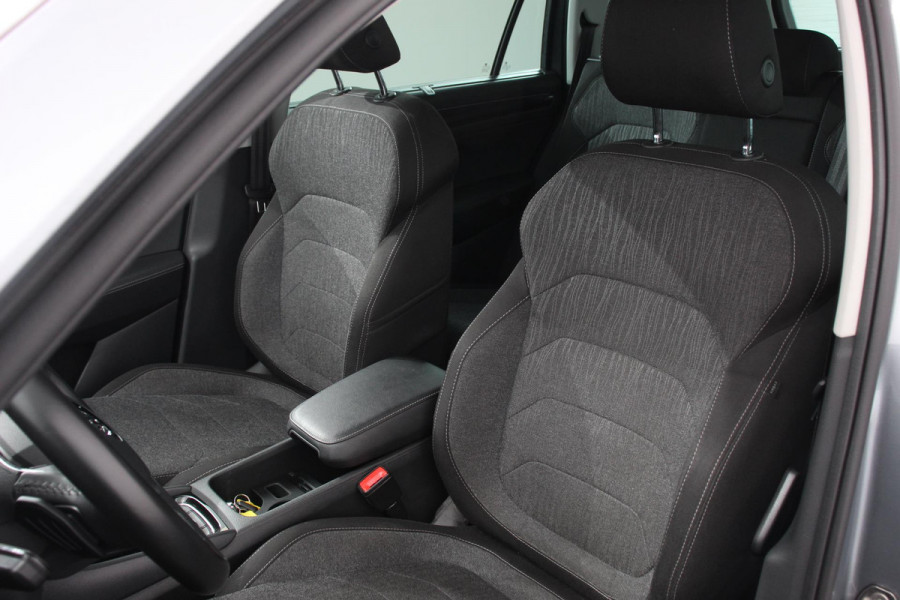 Škoda Kodiaq 1.5 TSI 150pk DSG Style 7 persoons | Navigatie | Climate control | Cruise control | Camera | Lichtmetalen velgen | Parkeer sensoren | Stoelverwarming voor