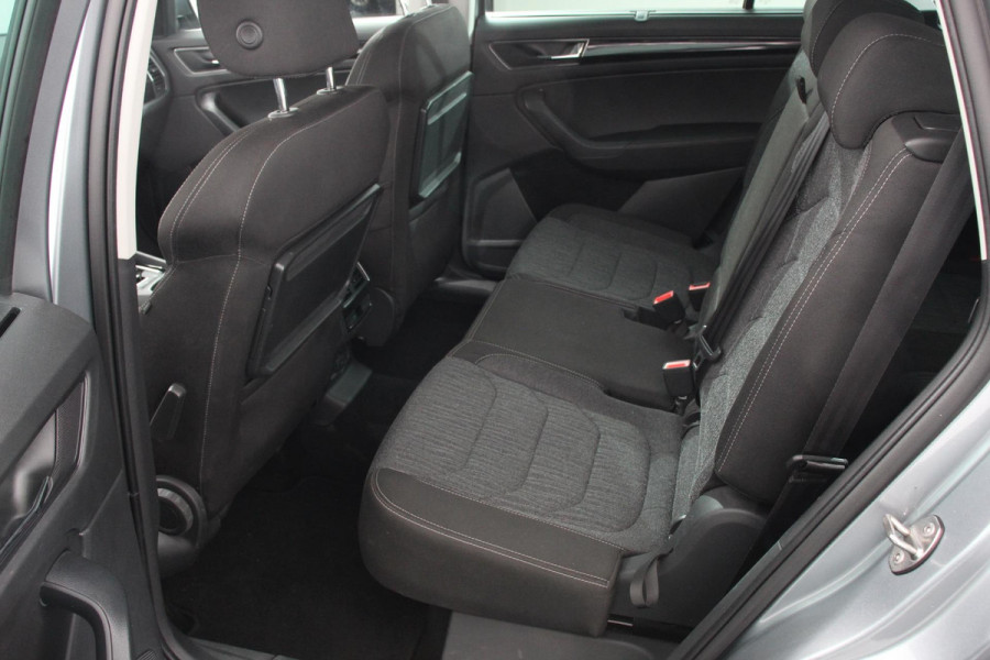 Škoda Kodiaq 1.5 TSI 150pk DSG Style 7 persoons | Navigatie | Climate control | Cruise control | Camera | Lichtmetalen velgen | Parkeer sensoren | Stoelverwarming voor