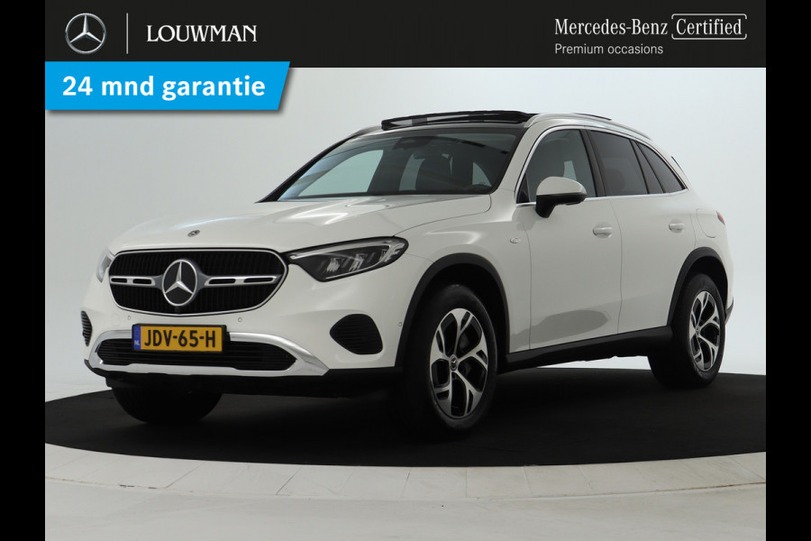 Mercedes-Benz GLC 300 e 4MATIC Plug-In Hybride Avantgarde Advanced Plus | Trekhaak Panorama Schuif-Kanteldak | Memory Pakket Voorstoelen | Stuur en Stoelverwarming. Inclusief 24 maanden MB Certified garantie voor Europa.