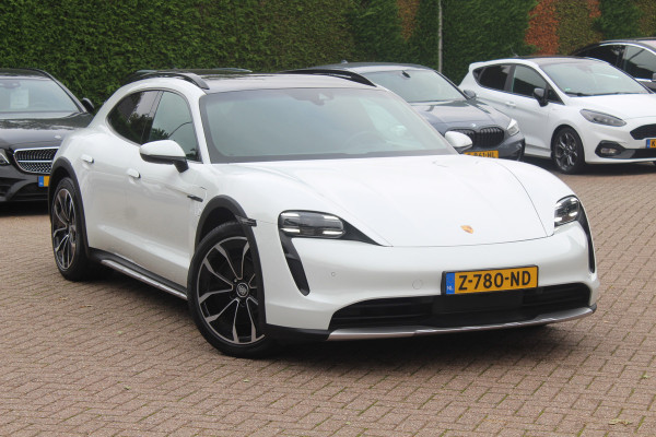 Porsche Taycan Cross Turismo 4 93 kWh / SoH 96% / Panoramadak / Camera / Leder / Keyless / 20'' / Dodehoek / Stoelverwarming / Warmtepomp