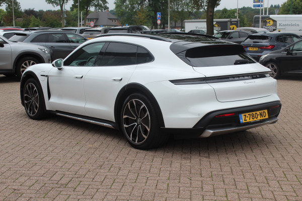 Porsche Taycan Cross Turismo 4 93 kWh / SoH 96% / Panoramadak / Camera / Leder / Keyless / 20'' / Dodehoek / Stoelverwarming / Warmtepomp