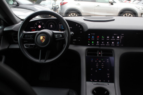 Porsche Taycan Cross Turismo 4 93 kWh / SoH 96% / Panoramadak / Camera / Leder / Keyless / 20'' / Dodehoek / Stoelverwarming / Warmtepomp