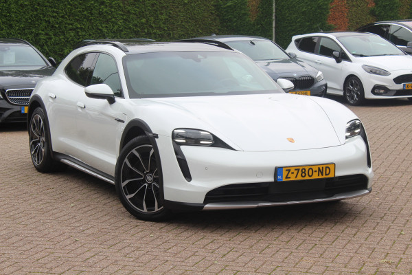 Porsche Taycan Cross Turismo 4 93 kWh / SoH 96% / Panoramadak / Camera / Leder / Keyless / 20'' / Dodehoek / Stoelverwarming / Warmtepomp