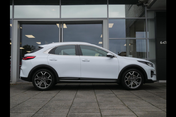 Kia Xceed 1.0 T-GDi DynamicLine | Trekhaak | Cruise | Clima | Camera | Carplay | Navi | Allseason banden |