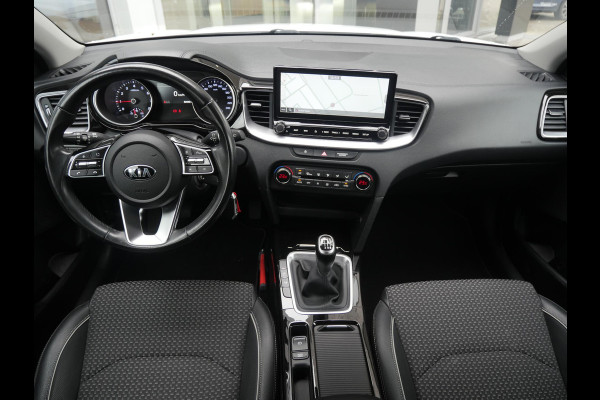 Kia Xceed 1.0 T-GDi DynamicLine | Trekhaak | Cruise | Clima | Camera | Carplay | Navi | Allseason banden |