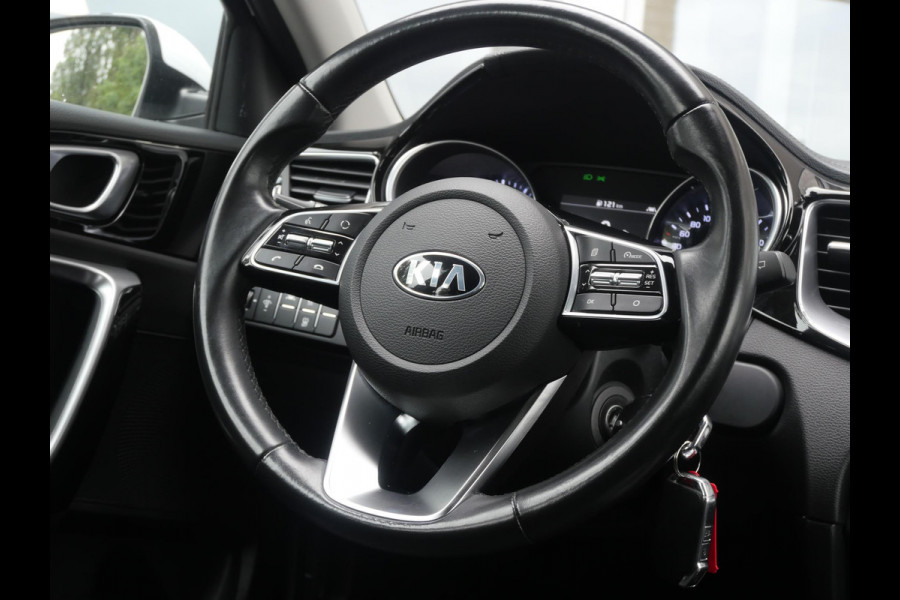 Kia Xceed 1.0 T-GDi DynamicLine | Trekhaak | Cruise | Clima | Camera | Carplay | Navi | Allseason banden |