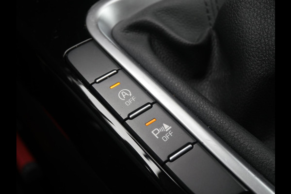 Kia Xceed 1.0 T-GDi DynamicLine | Trekhaak | Cruise | Clima | Camera | Carplay | Navi | Allseason banden |