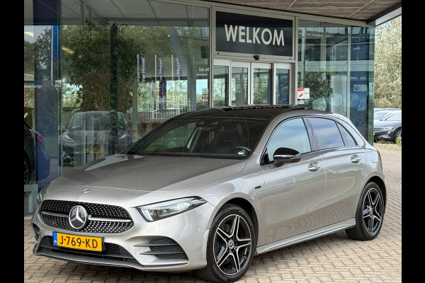 Mercedes-Benz A-Klasse 250 e AMG Pano|Memory|Sfeer|Dealer Onderhouden