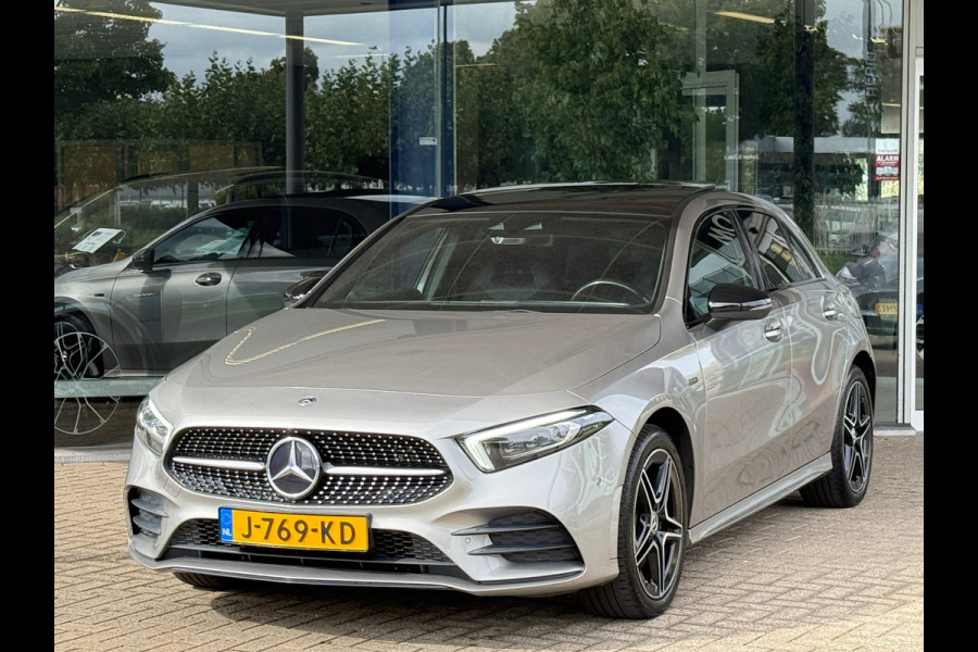 Mercedes-Benz A-Klasse 250 e AMG Pano|Memory|Sfeer|Dealer Onderhouden