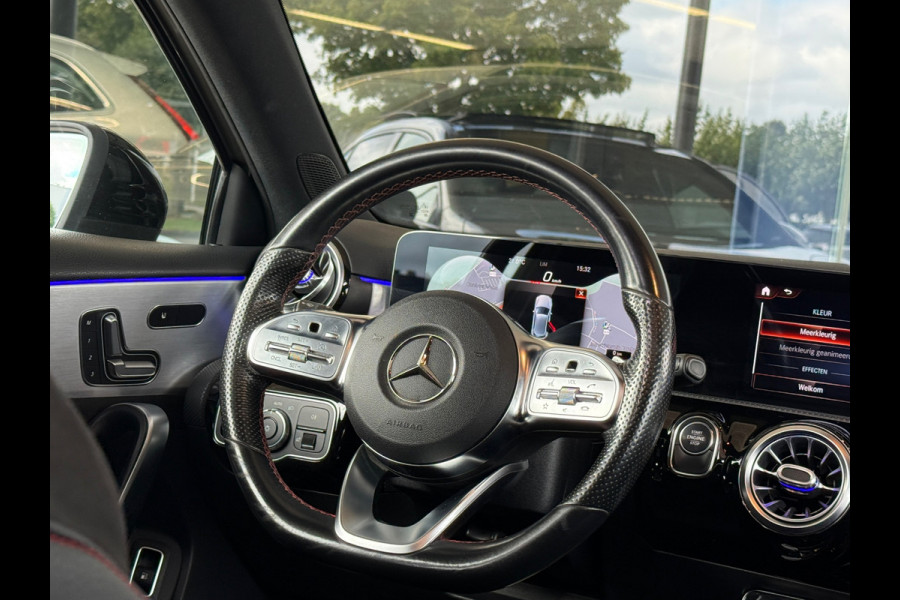 Mercedes-Benz A-Klasse 250 e AMG Pano|Memory|Sfeer|Dealer Onderhouden