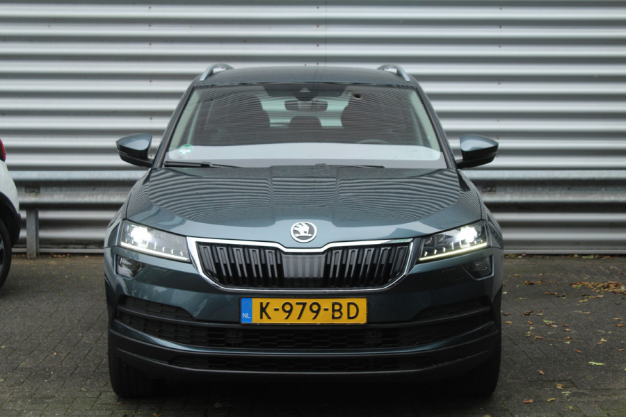 Škoda Karoq 1.5 TSI ACT 150pk Business Edition Plus NL-Auto NAP Clima Cruise Navi Camera Canton El. Klep 17"LMV