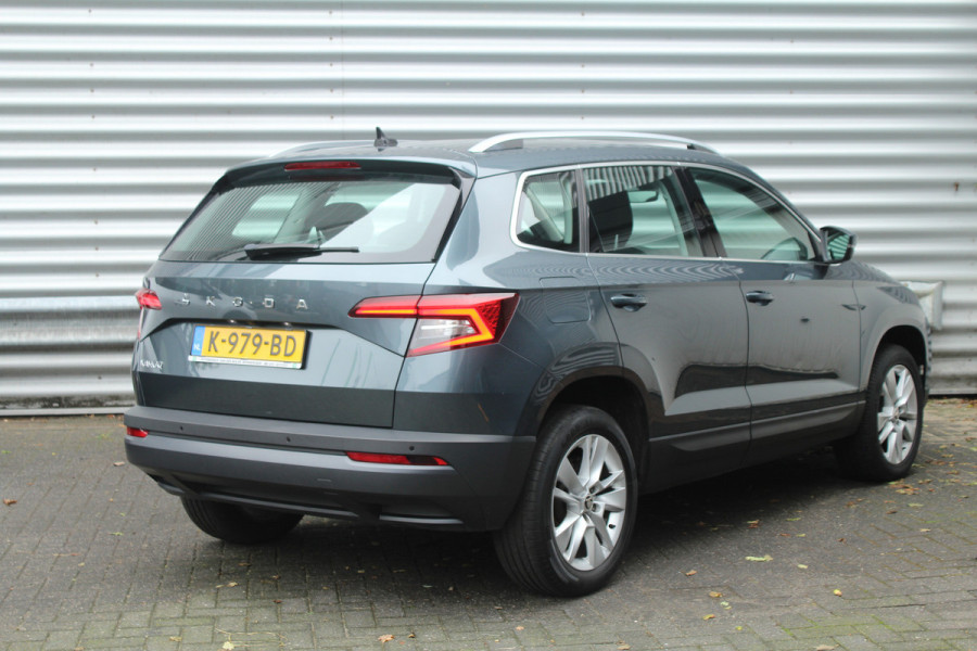 Škoda Karoq 1.5 TSI ACT 150pk Business Edition Plus NL-Auto NAP Clima Cruise Navi Camera Canton El. Klep 17"LMV