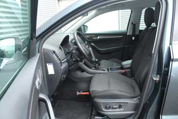 Škoda Karoq 1.5 TSI ACT 150pk Business Edition Plus NL-Auto NAP Clima Cruise Navi Camera Canton El. Klep 17"LMV