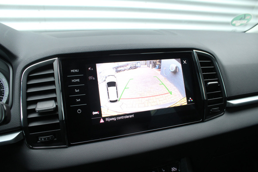 Škoda Karoq 1.5 TSI ACT 150pk Business Edition Plus NL-Auto NAP Clima Cruise Navi Camera Canton El. Klep 17"LMV