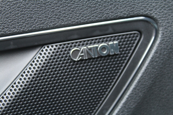 Škoda Karoq 1.5 TSI ACT 150pk Business Edition Plus NL-Auto NAP Clima Cruise Navi Camera Canton El. Klep 17"LMV