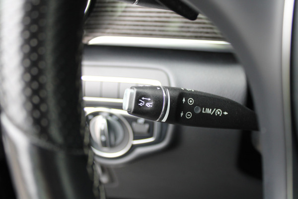 Mercedes-Benz V-Klasse 300d / Extra Lang / AMG / DC / 2x Elec Schuifd. / Burmester / 360 Camera / Vol Opties / NIEUWSTAAT