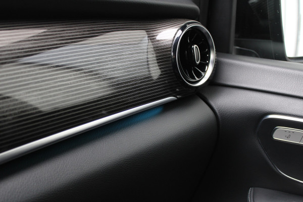 Mercedes-Benz V-Klasse 300d / Extra Lang / AMG / DC / 2x Elec Schuifd. / Burmester / 360 Camera / Vol Opties / NIEUWSTAAT