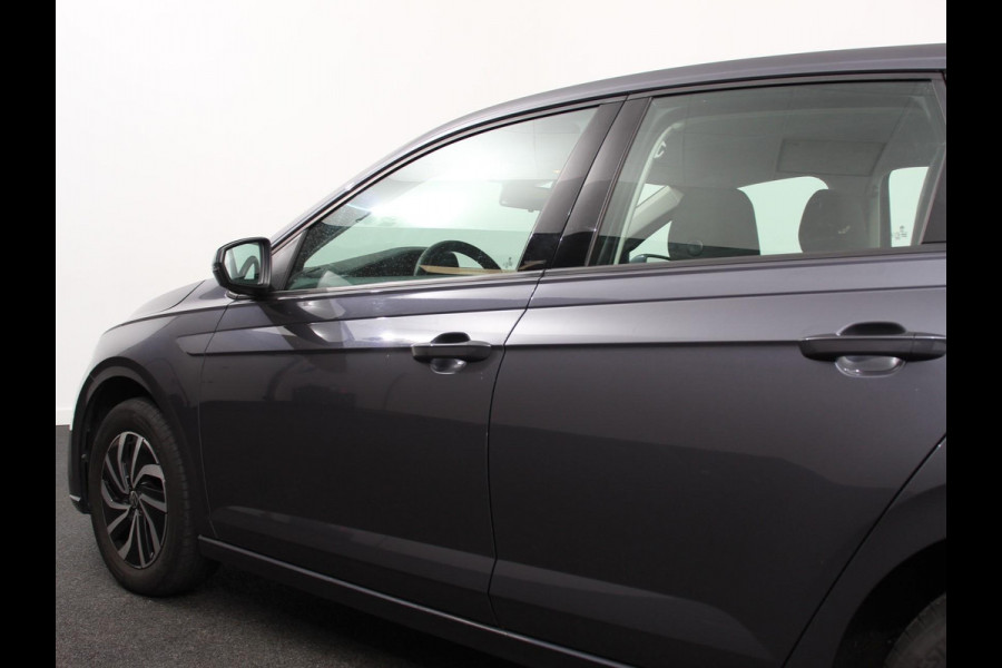Volkswagen Polo 1.0 TSI Life DSG | Navigatie | Digitale Cockpit | Airco | Parkeer sensoren V+A | LED | Lichtmetalen Velgen