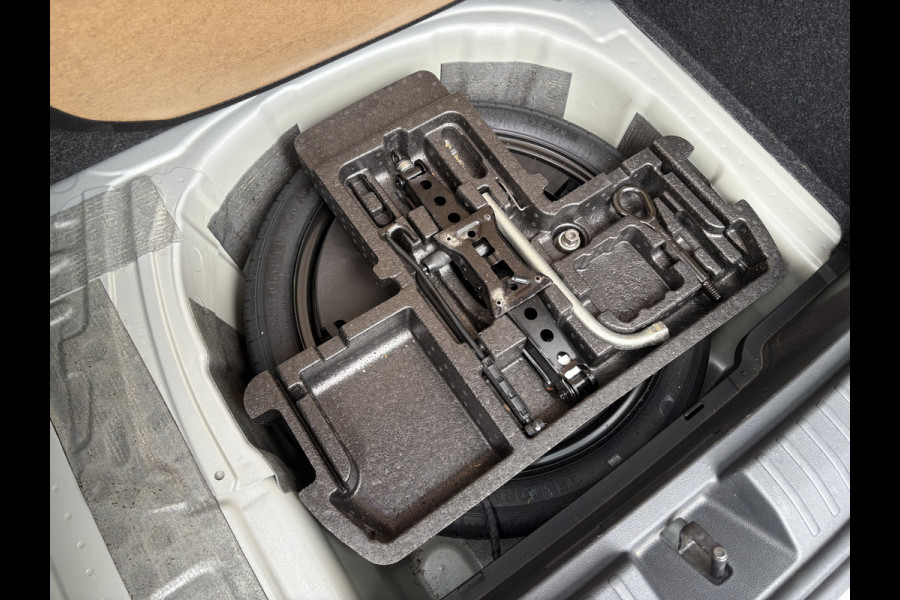 Škoda Kamiq 1.0 TSi 115pk DSG Business Edition VIRTUAL/CARPLAY/NAVI/DAB/CRUISE/PDC/STOELVERWARMING