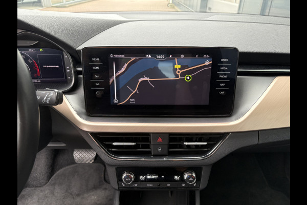 Škoda Kamiq 1.0 TSi 115pk DSG Business Edition VIRTUAL/CARPLAY/NAVI/DAB/CRUISE/PDC/STOELVERWARMING