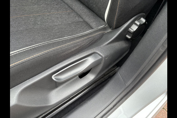 Škoda Kamiq 1.0 TSi 115pk DSG Business Edition VIRTUAL/CARPLAY/NAVI/DAB/CRUISE/PDC/STOELVERWARMING