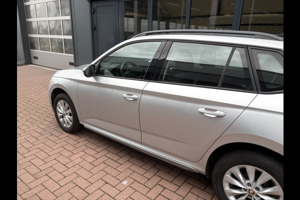 Škoda Kamiq 1.0 TSi 115pk DSG Business Edition VIRTUAL/CARPLAY/NAVI/DAB/CRUISE/PDC/STOELVERWARMING