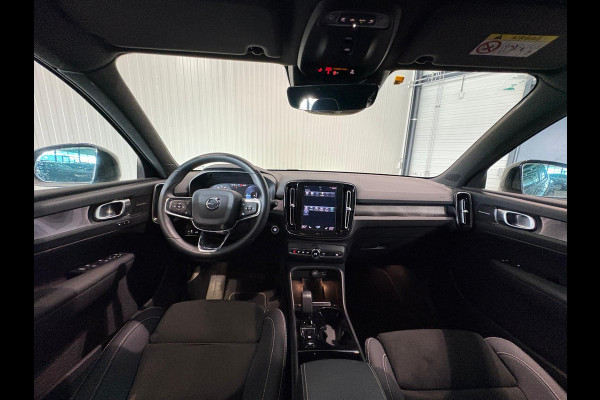 Volvo XC40 T4 Aut. Plug-in Hybrid Ultimate Dark Panodak Leder Parkeercamera 211pk