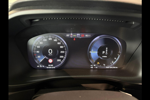 Volvo XC40 T4 Aut. Plug-in Hybrid Ultimate Dark Panodak Leder Parkeercamera 211pk