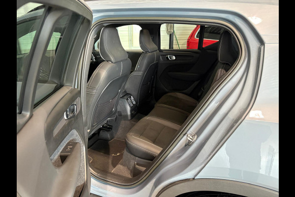 Volvo XC40 T4 Aut. Plug-in Hybrid Ultimate Dark Panodak Leder Parkeercamera 211pk