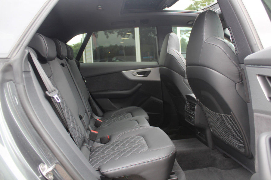 Audi Q8 60 TFSI e quattro Pro Line S Competition / ABT / Trekhaak / Panoramadak / 360Camera / Head-up / Laser LED / 21'' / Softclose / RS Seats / Dodehoek / DAB / ACC / Stuur+Stoelverwarming