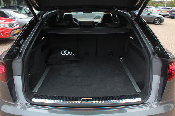 Audi Q8 60 TFSI e quattro Pro Line S Competition / ABT / Trekhaak / Panoramadak / 360Camera / Head-up / Laser LED / 21'' / Softclose / RS Seats / Dodehoek / DAB / ACC / Stuur+Stoelverwarming