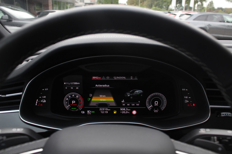 Audi Q8 60 TFSI e quattro Pro Line S Competition / ABT / Trekhaak / Panoramadak / 360Camera / Head-up / Laser LED / 21'' / Softclose / RS Seats / Dodehoek / DAB / ACC / Stuur+Stoelverwarming