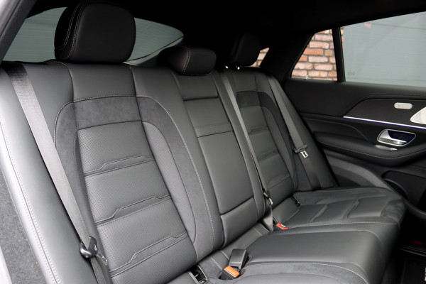 Mercedes-Benz GLE Coupé AMG 53 Hybrid 4MATIC+ Premium Aut9 | Facelift | Airmatic | Distronic | Panoramadak | Massage | Trekhaak | Softclose | Vlakkenverwarming | HUD | Stoelventilatie | Luchtkwaliteitspakket |