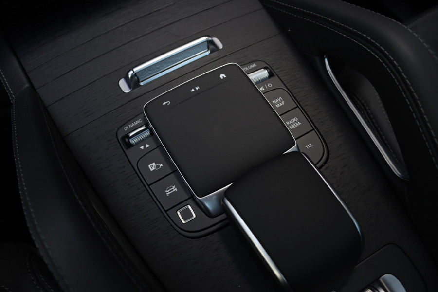 Mercedes-Benz GLE Coupé AMG 53 Hybrid 4MATIC+ Premium Aut9 | Facelift | Airmatic | Distronic | Panoramadak | Massage | Trekhaak | Softclose | Vlakkenverwarming | HUD | Stoelventilatie | Luchtkwaliteitspakket |