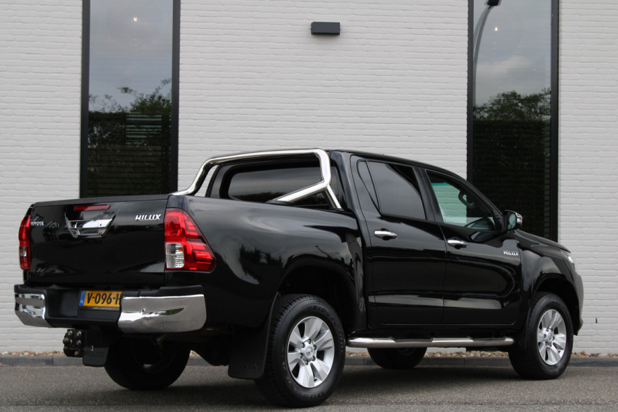 Toyota Hilux 2.4 D-4D-F Double Cab / Professional / Leer / Camera / Navi / Vol Opties / Nette Staat