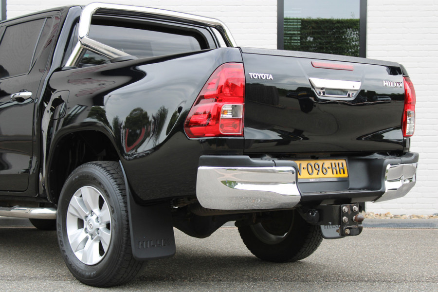 Toyota Hilux 2.4 D-4D-F Double Cab / Professional / Leer / Camera / Navi / Vol Opties / Nette Staat